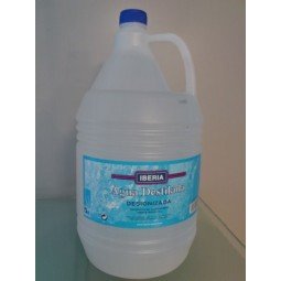 Agua destilada 3x5 L